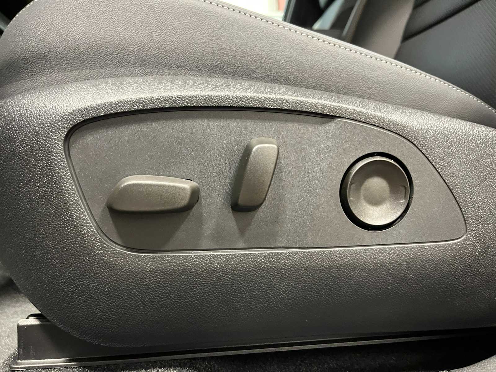 Thumbnail: 2026 Honda Prologue - 15