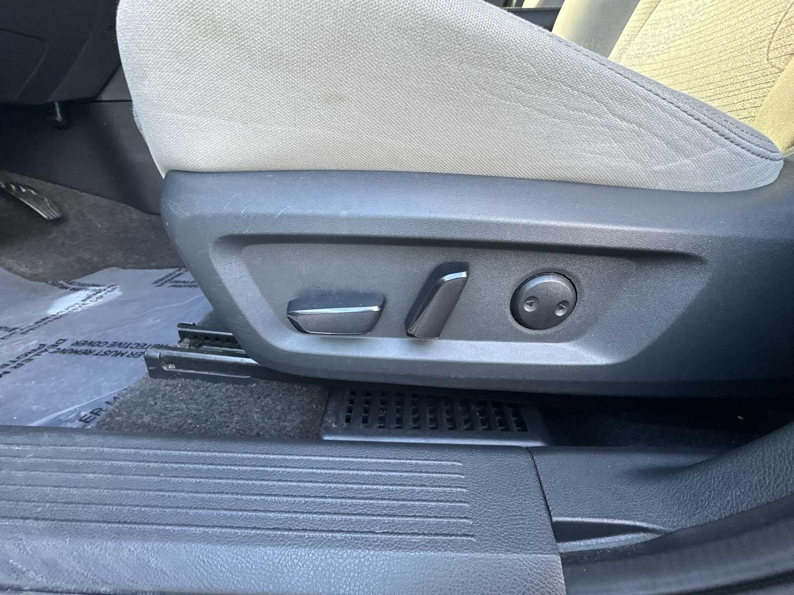 Thumbnail: 2023 Nissan Rogue - 13