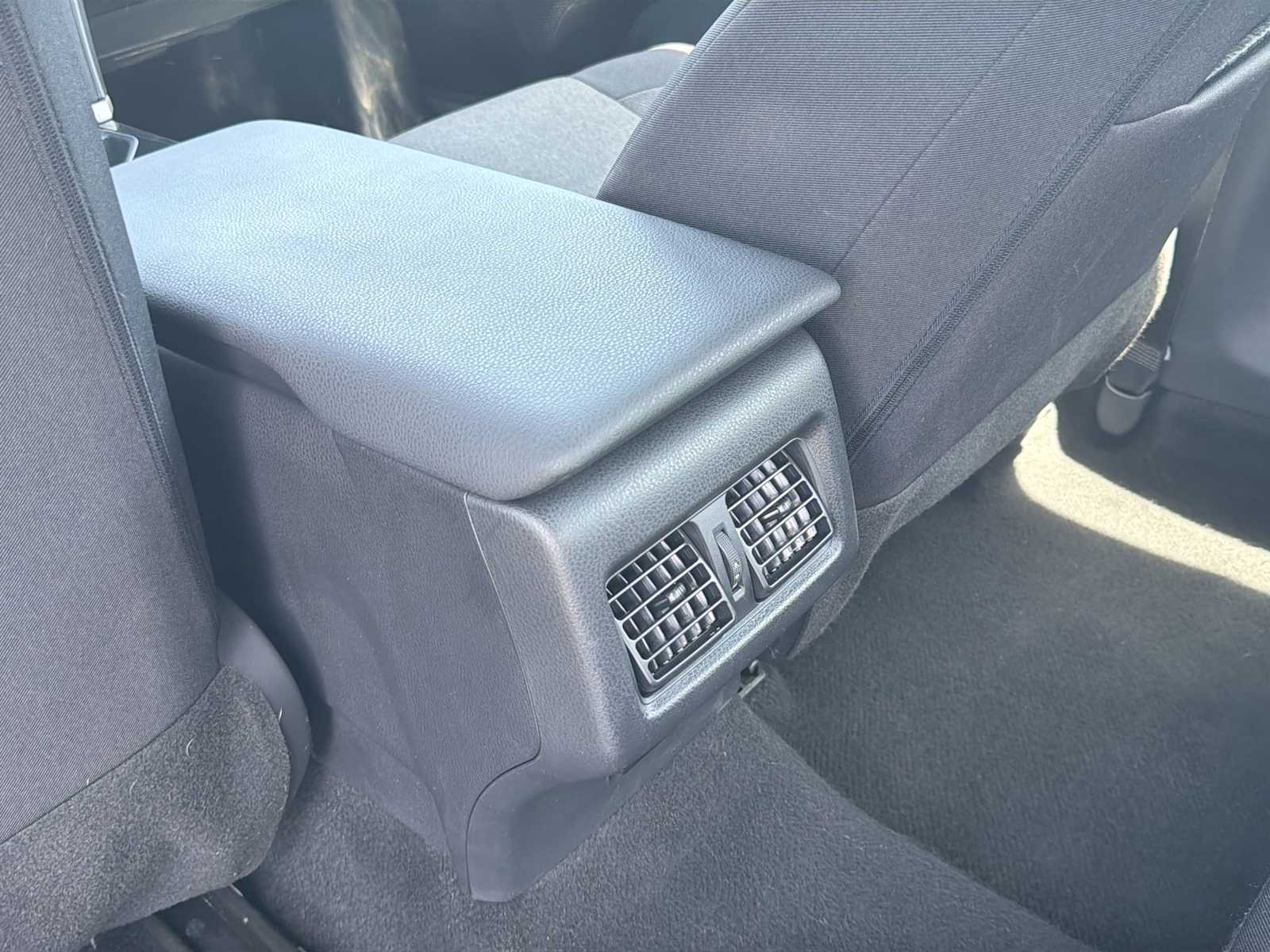 Thumbnail: 2025 Toyota Camry - 21