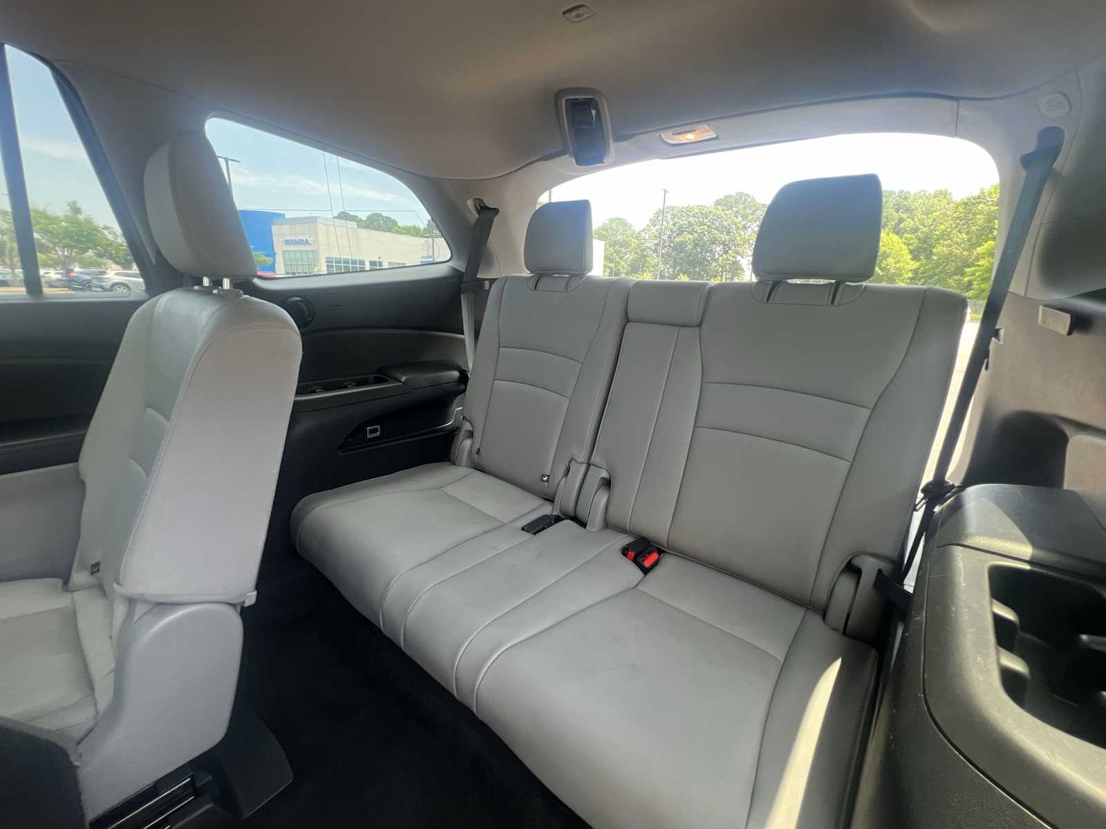 Thumbnail: 2018 Honda Pilot - 26