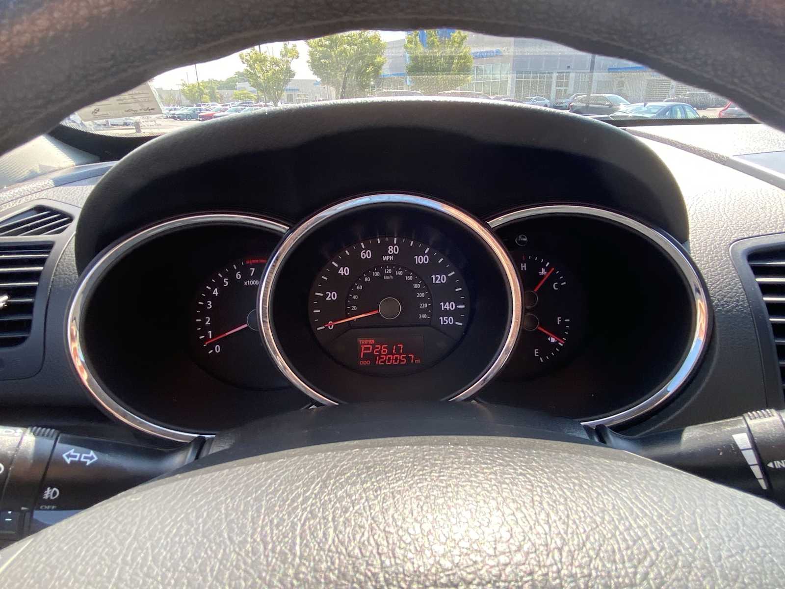 Thumbnail: 2013 Kia Sorento - 10