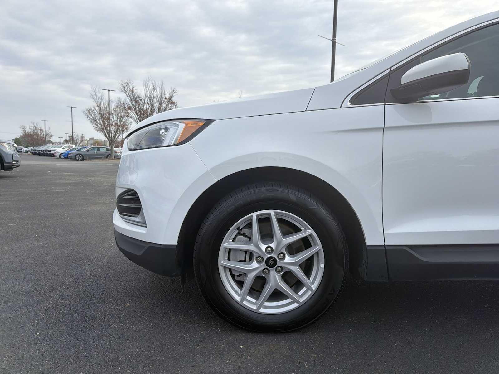 Thumbnail: 2024 Ford Edge - 18