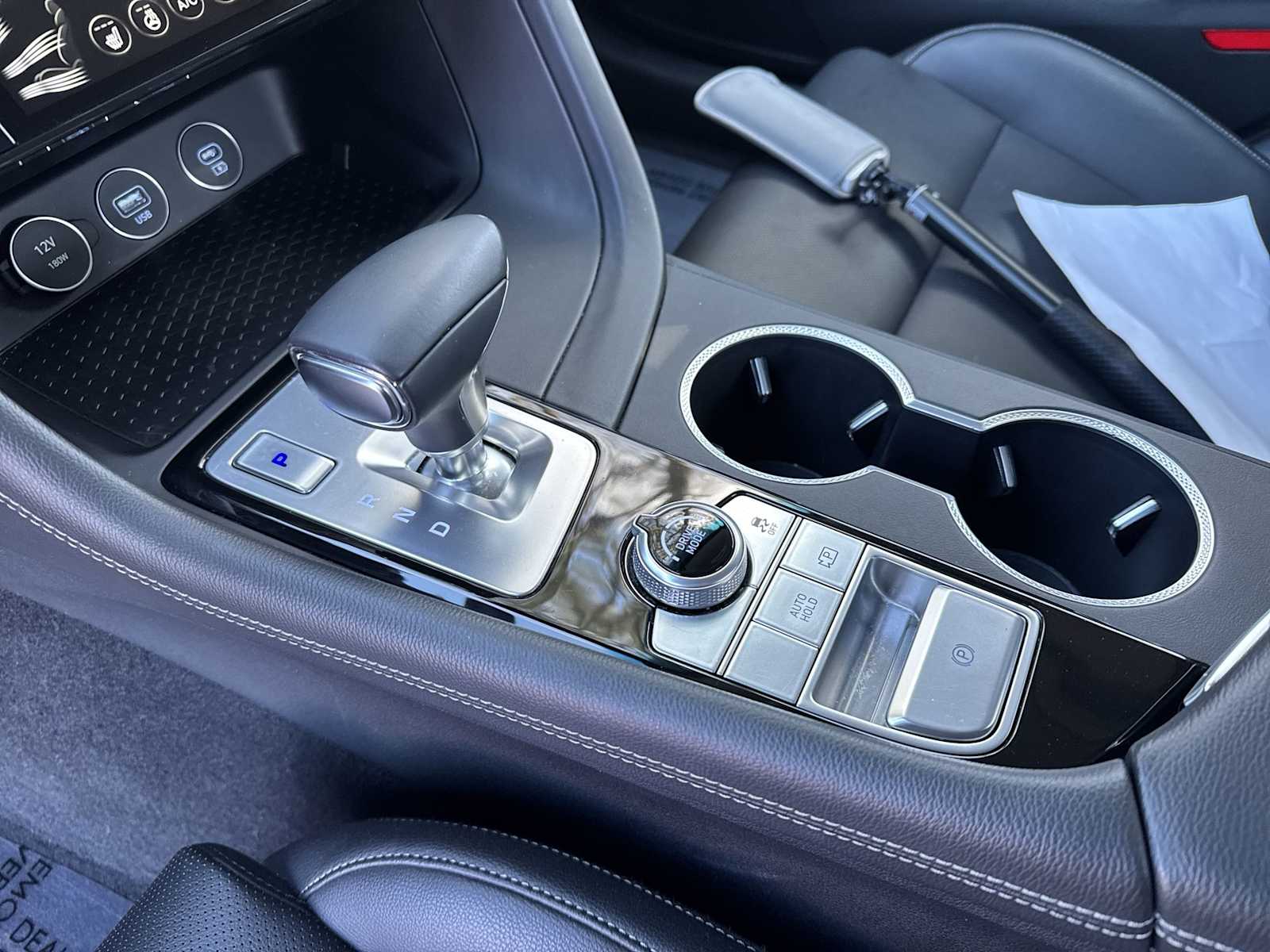 Thumbnail: 2025 Genesis G70 - 21