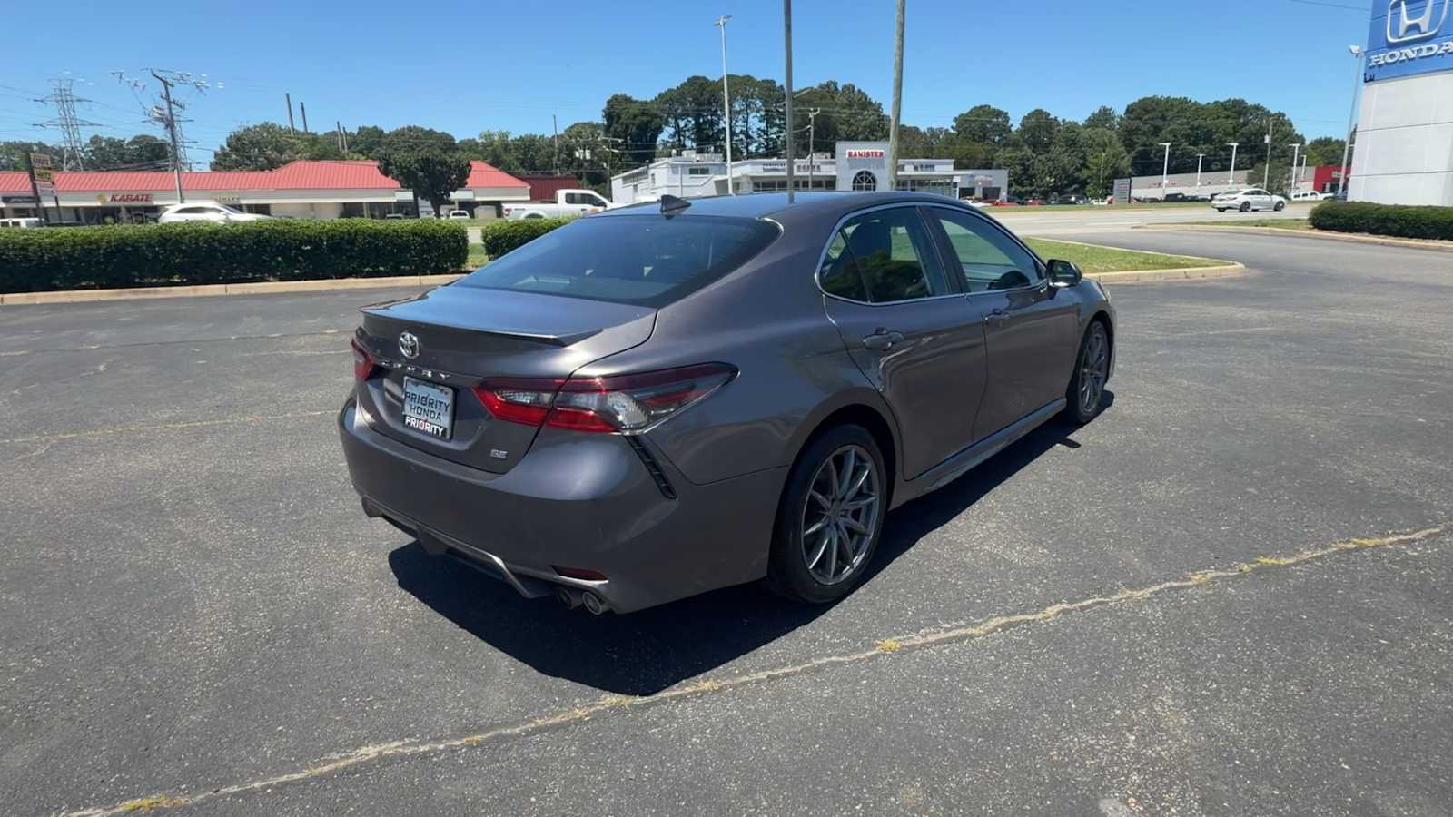 Thumbnail: 2024 Toyota Camry - 8