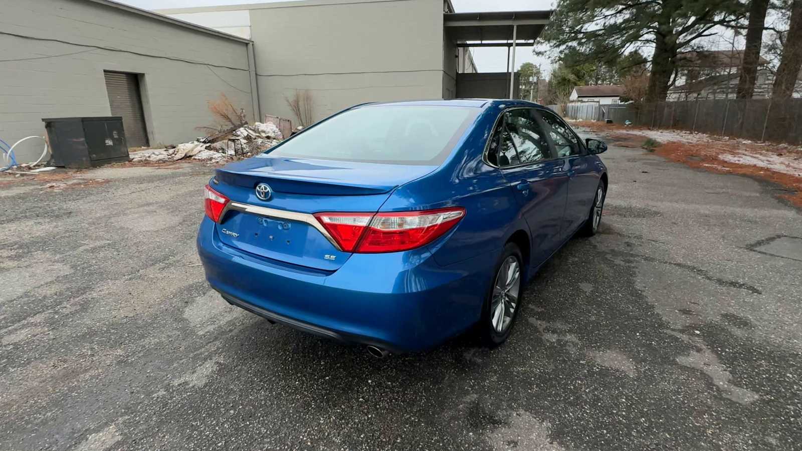 Thumbnail: 2017 Toyota Camry - 8