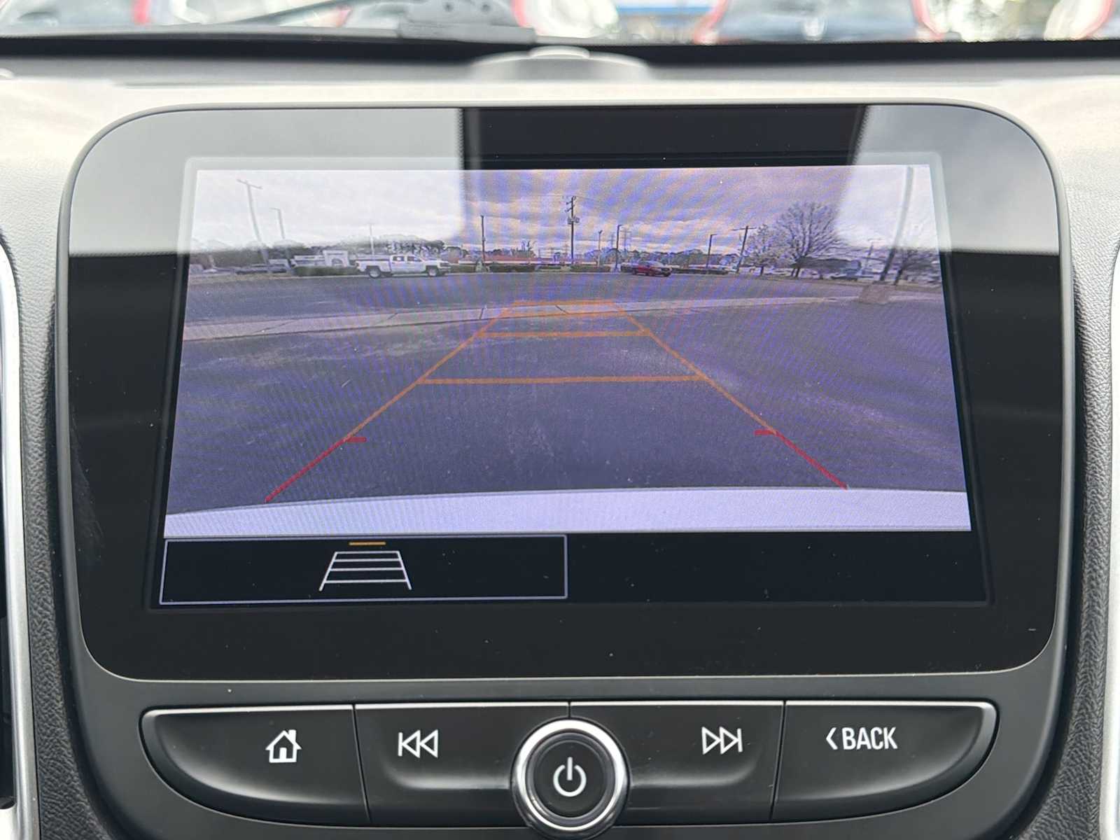 Thumbnail: 2024 Chevrolet Malibu - 22