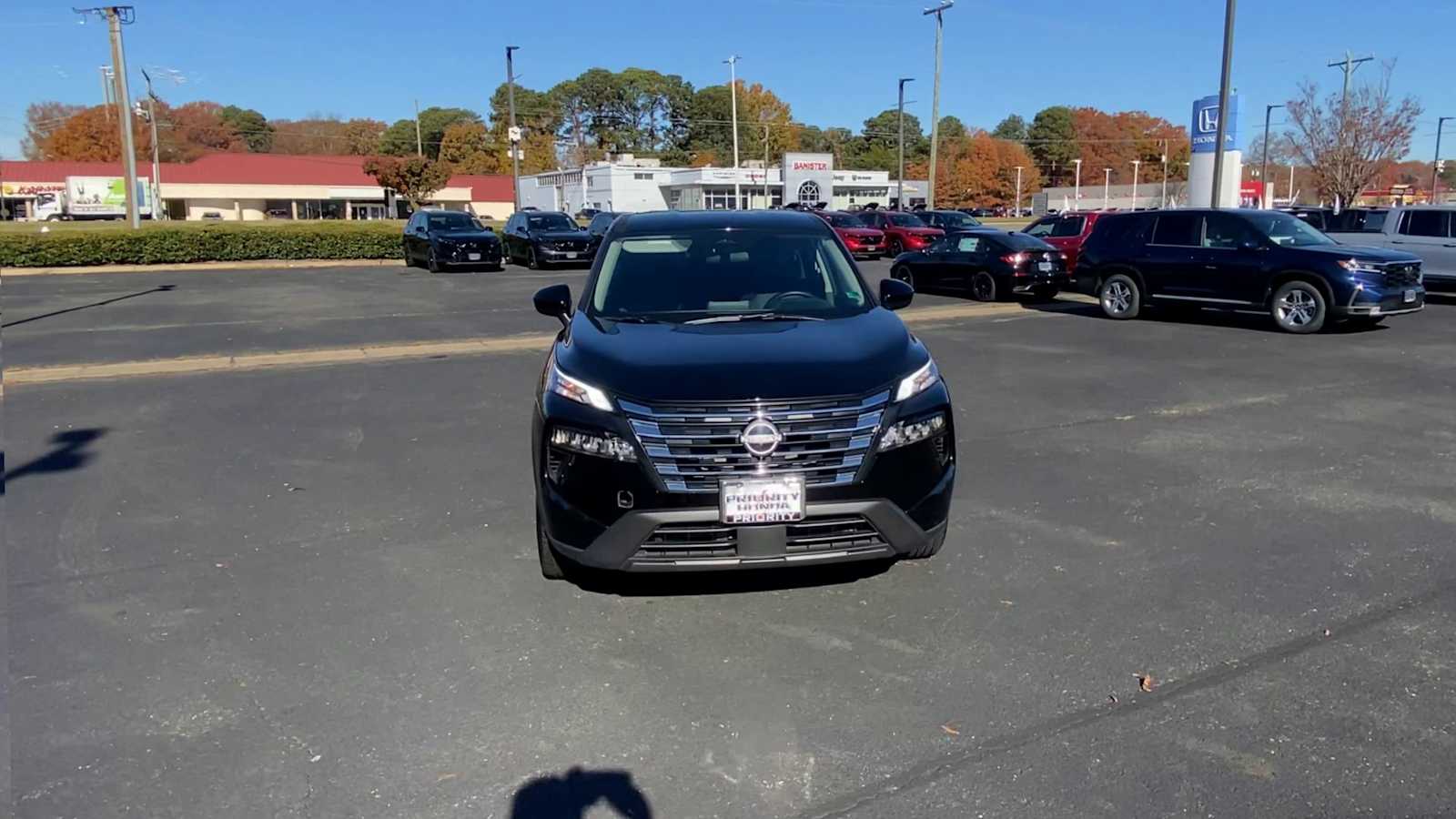 Thumbnail: 2025 Nissan Rogue - 3