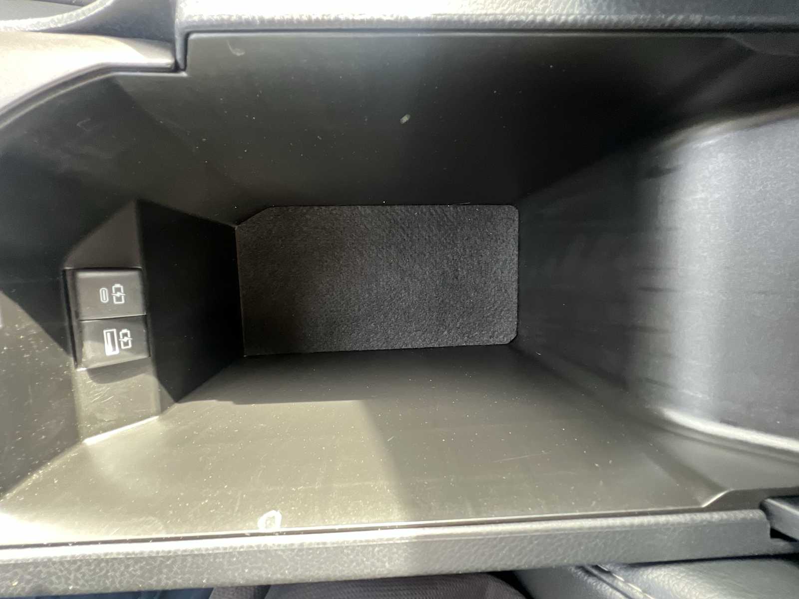 Thumbnail: 2023 Toyota Camry - 22