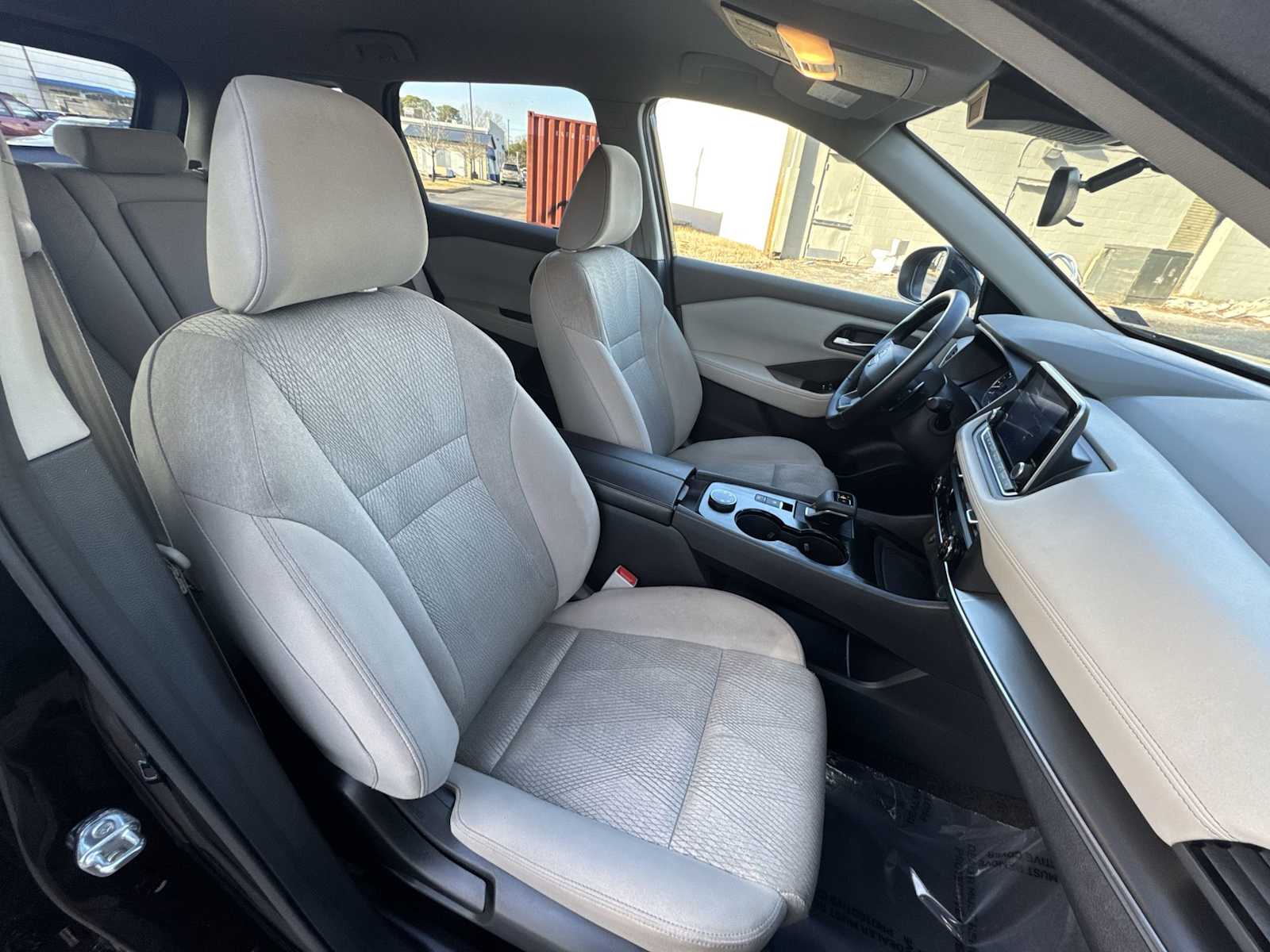 Thumbnail: 2025 Nissan Rogue - 24