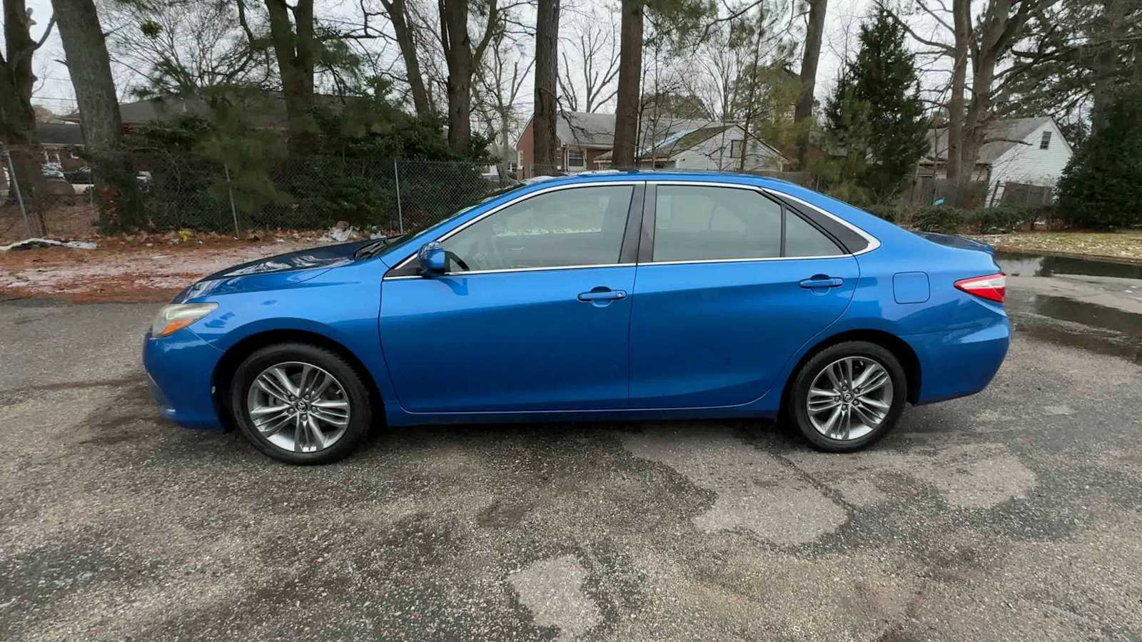 Thumbnail: 2017 Toyota Camry - 5