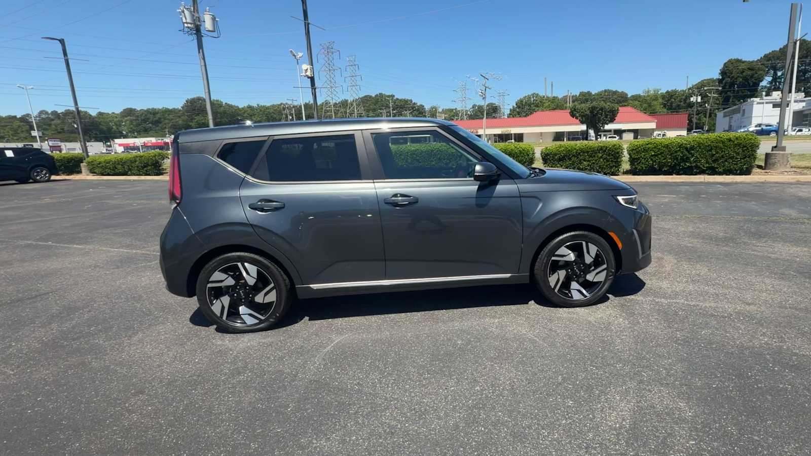 Thumbnail: 2023 Kia Soul - 9