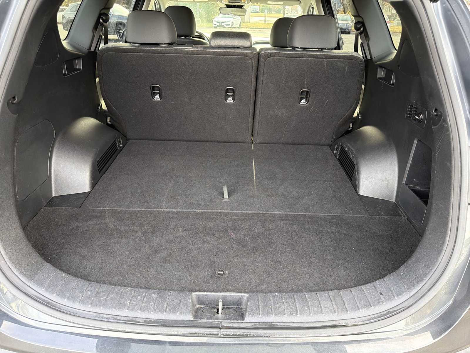 Thumbnail: 2023 Hyundai Santa Fe - 20