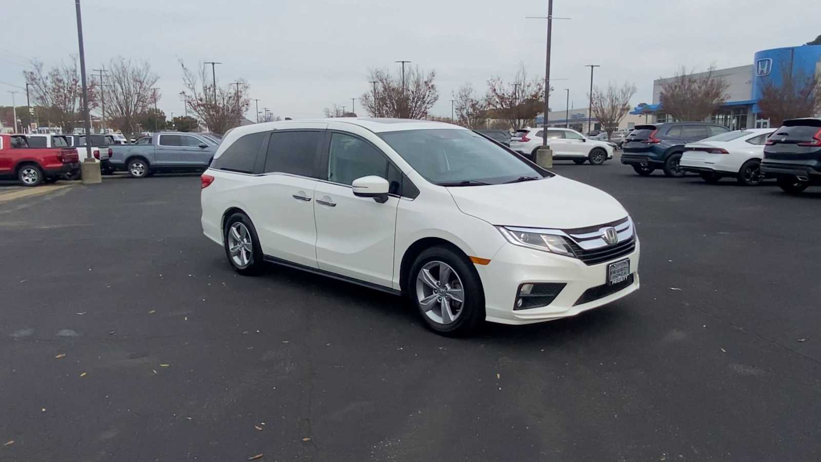 Thumbnail: 2018 Honda Odyssey - 2