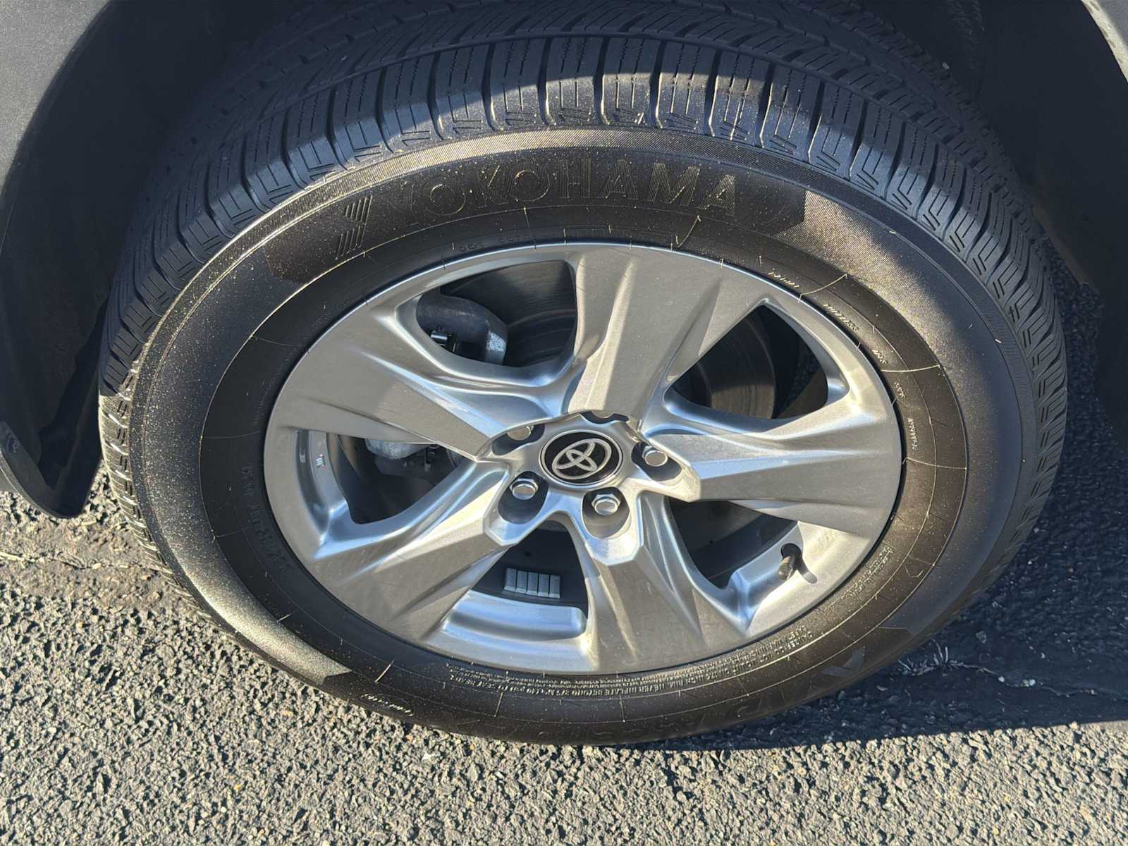 Thumbnail: 2024 Toyota RAV4 - 18