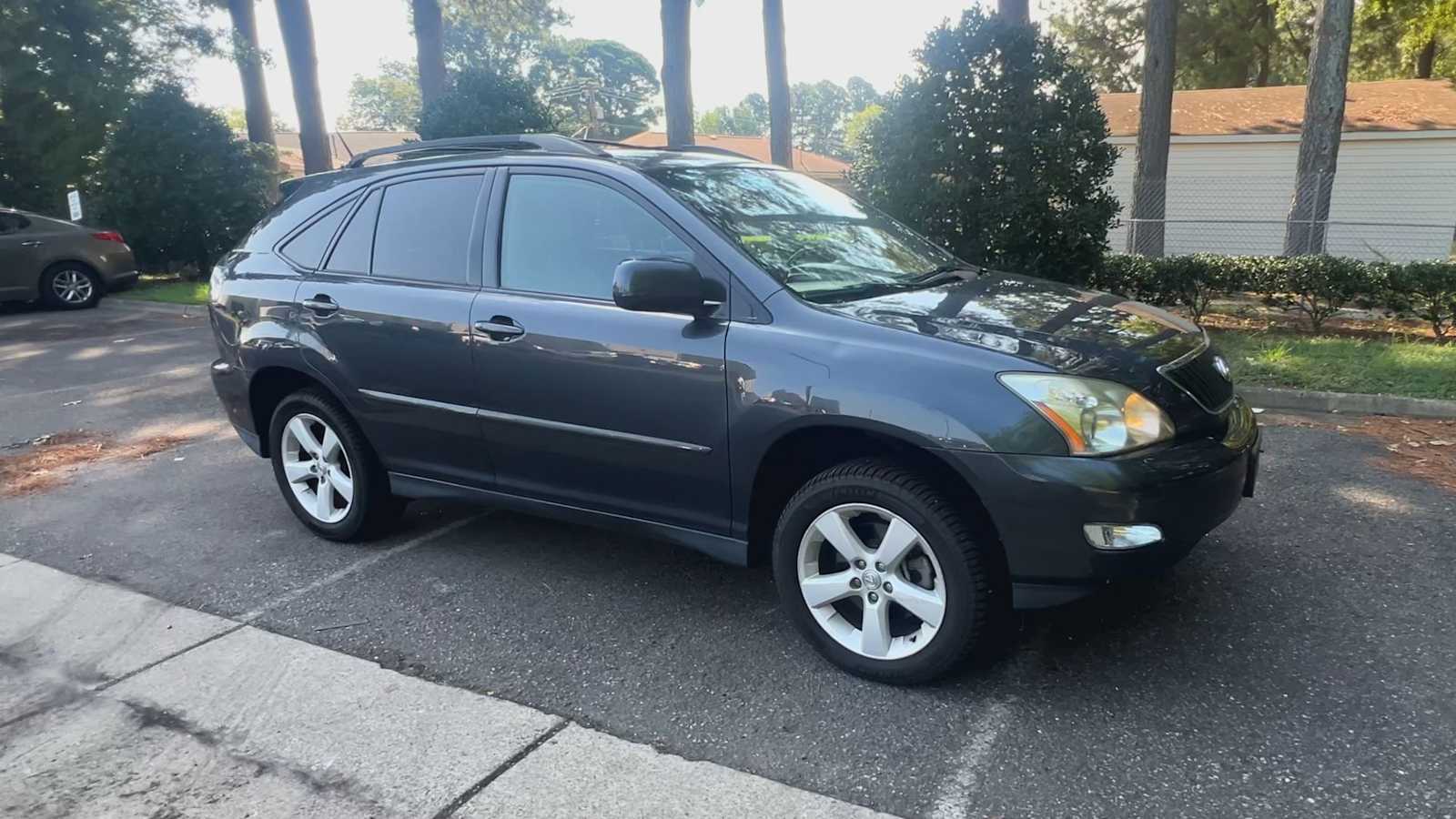 Thumbnail: 2004 Lexus RX - 2