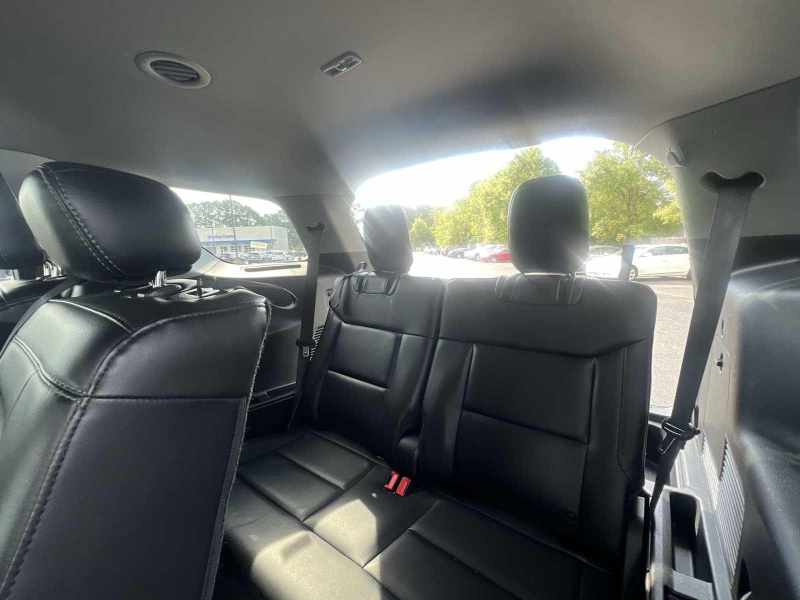 Thumbnail: 2023 Ford Explorer - 25