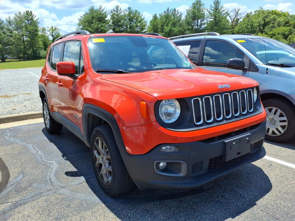 Thumbnail: 2017 Jeep Renegade - 9