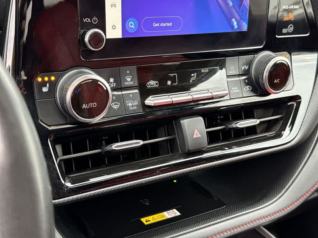 Thumbnail: 2023 Toyota Highlander - 22