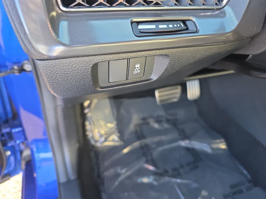 Thumbnail: 2025 Acura Integra - 14