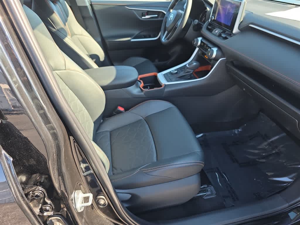 Thumbnail: 2024 Toyota RAV4 - 15