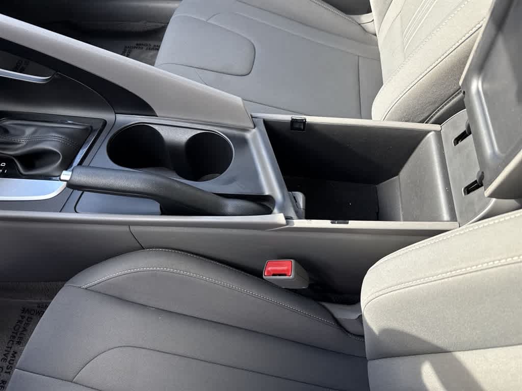 Thumbnail: 2024 Hyundai Elantra - 27