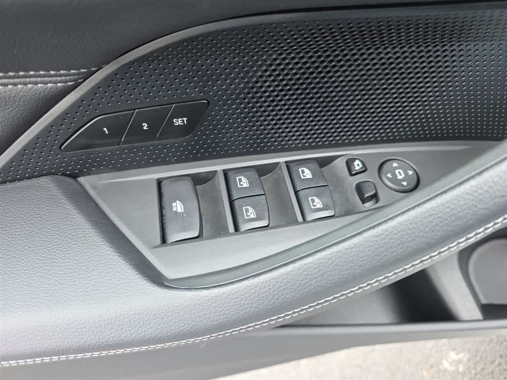 Thumbnail: 2023 BMW 4 Series - 17