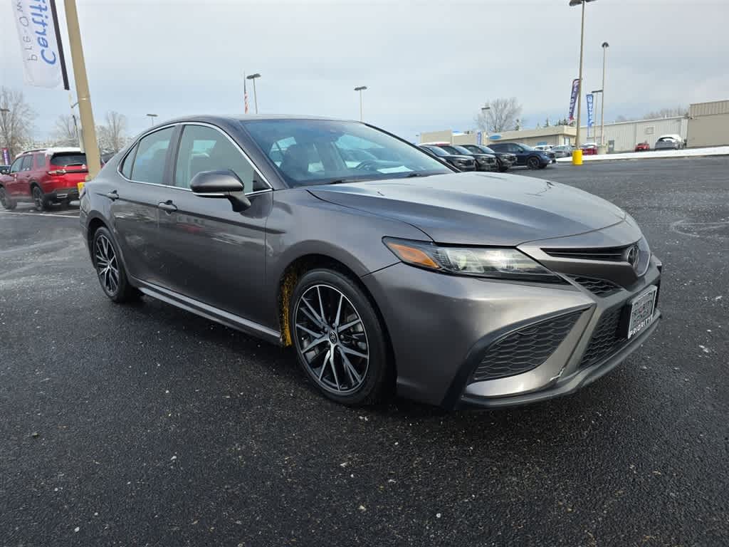 Thumbnail: 2023 Toyota Camry - 4