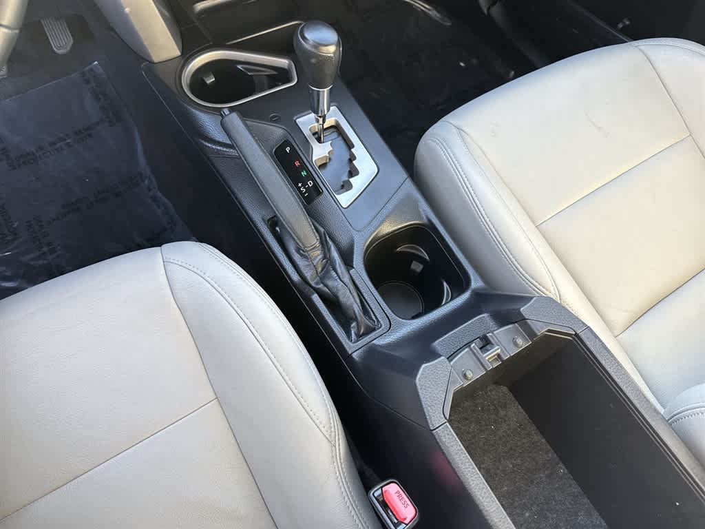 Thumbnail: 2018 Toyota RAV4 - 24