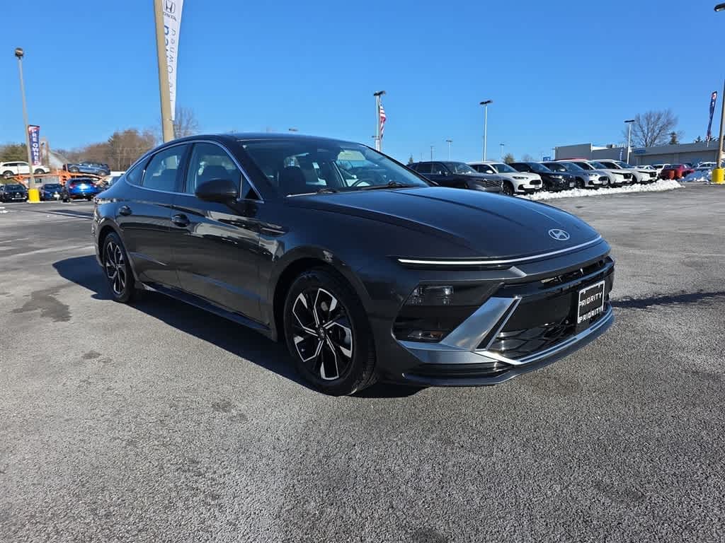 Thumbnail: 2024 Hyundai Sonata - 3