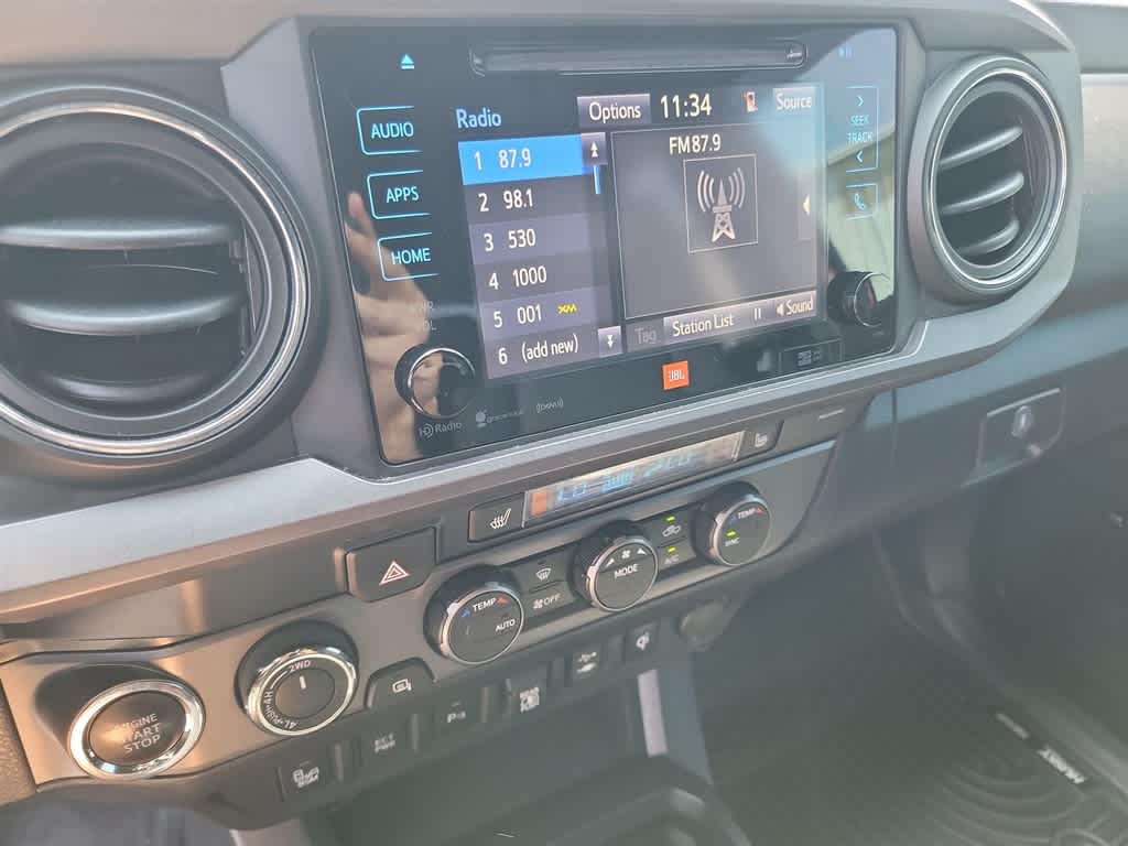 Thumbnail: 2019 Toyota Tacoma - 23
