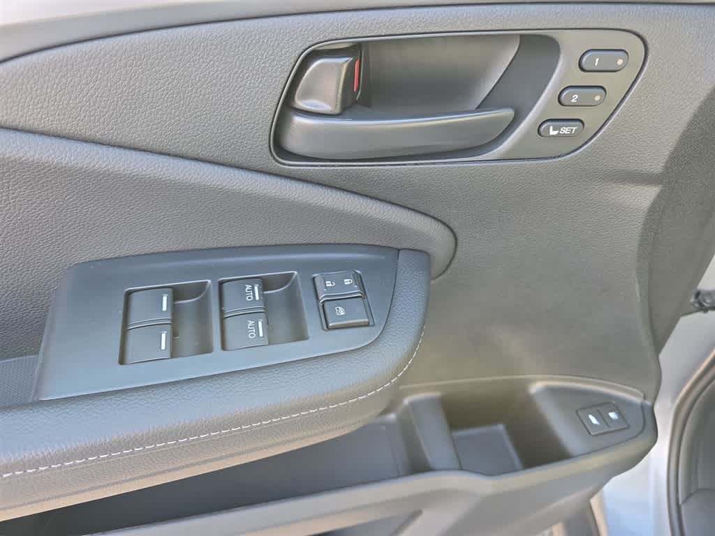 Thumbnail: 2023 Honda Passport - 19