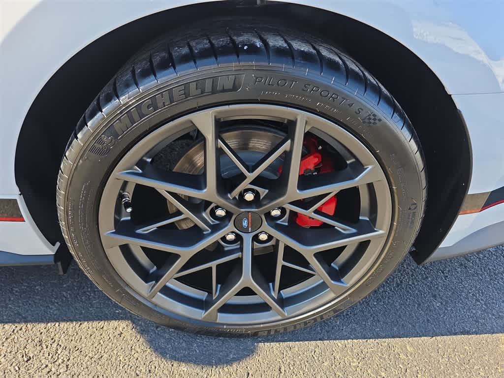 Thumbnail: 2022 Ford Mustang - 28