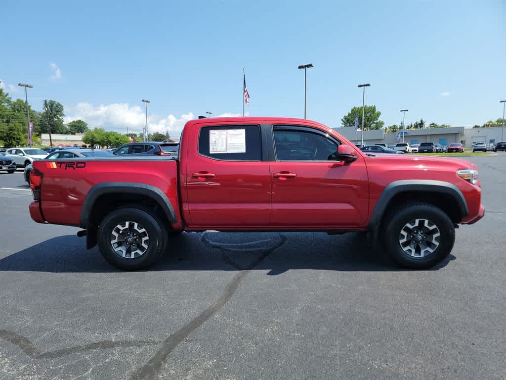 Thumbnail: 2019 Toyota Tacoma - 2