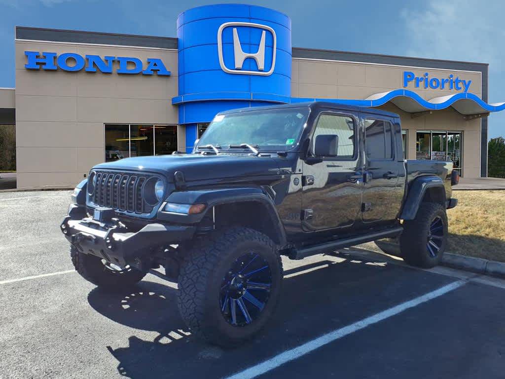 Thumbnail: 2024 Jeep Gladiator - 1