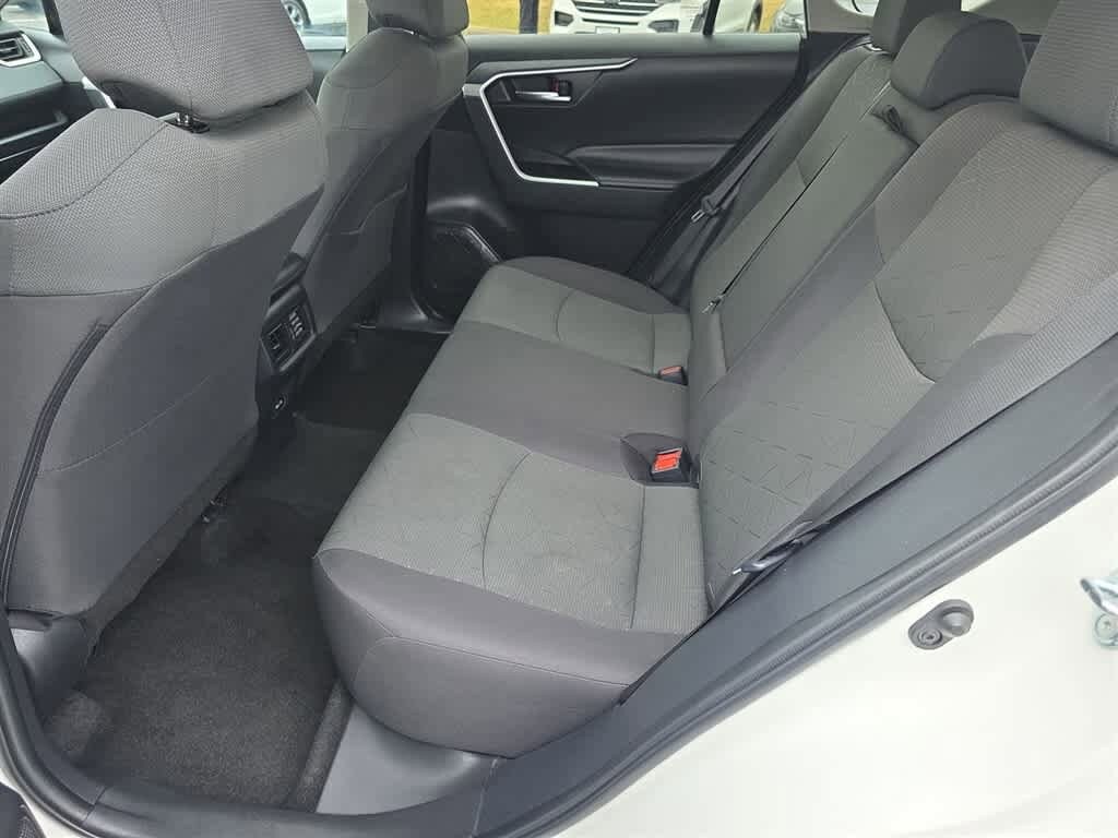 Thumbnail: 2024 Toyota RAV4 - 16