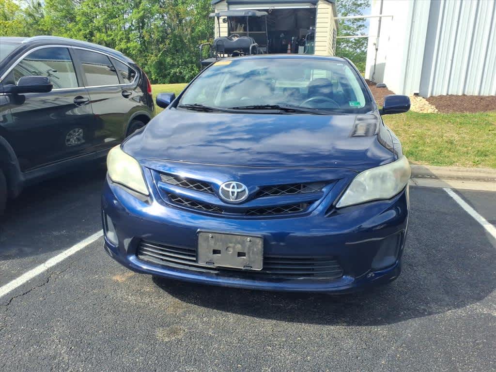 Thumbnail: 2013 Toyota Corolla - 6