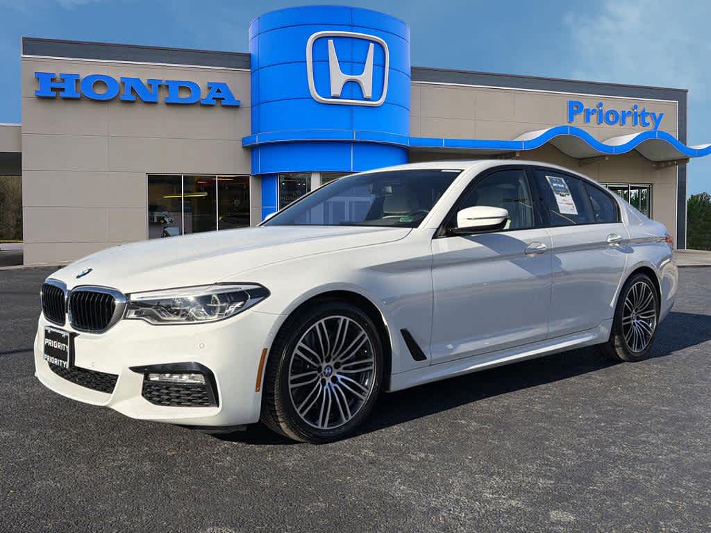 Thumbnail: 2017 BMW 5 Series - 1