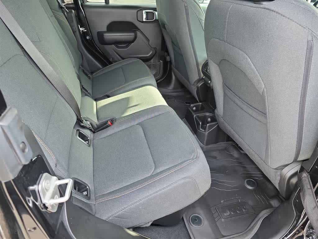 Thumbnail: 2024 Jeep Gladiator - 11