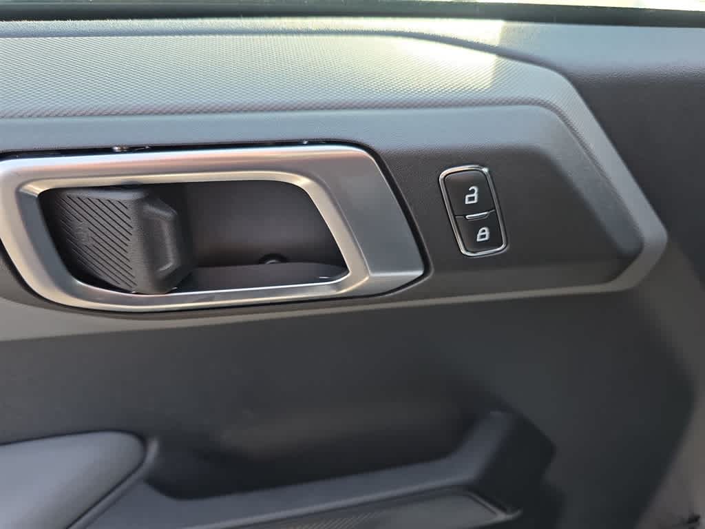 Thumbnail: 2023 Ford Bronco - 19