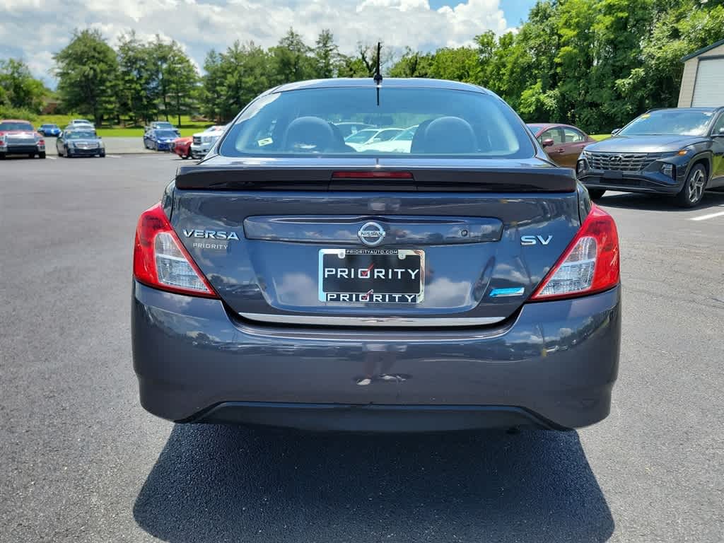 Thumbnail: 2015 Nissan Versa - 8