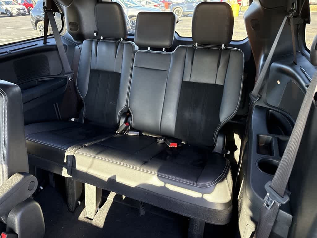 Thumbnail: 2017 Dodge Grand Caravan - 27