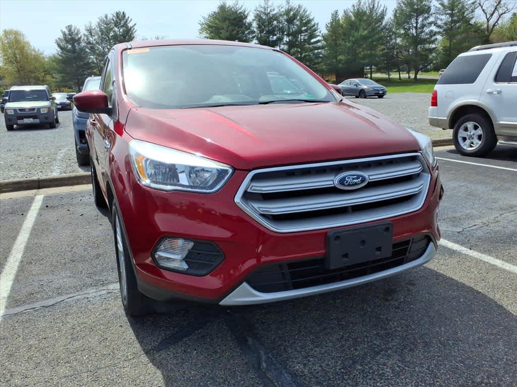 Thumbnail: 2019 Ford Escape - 10