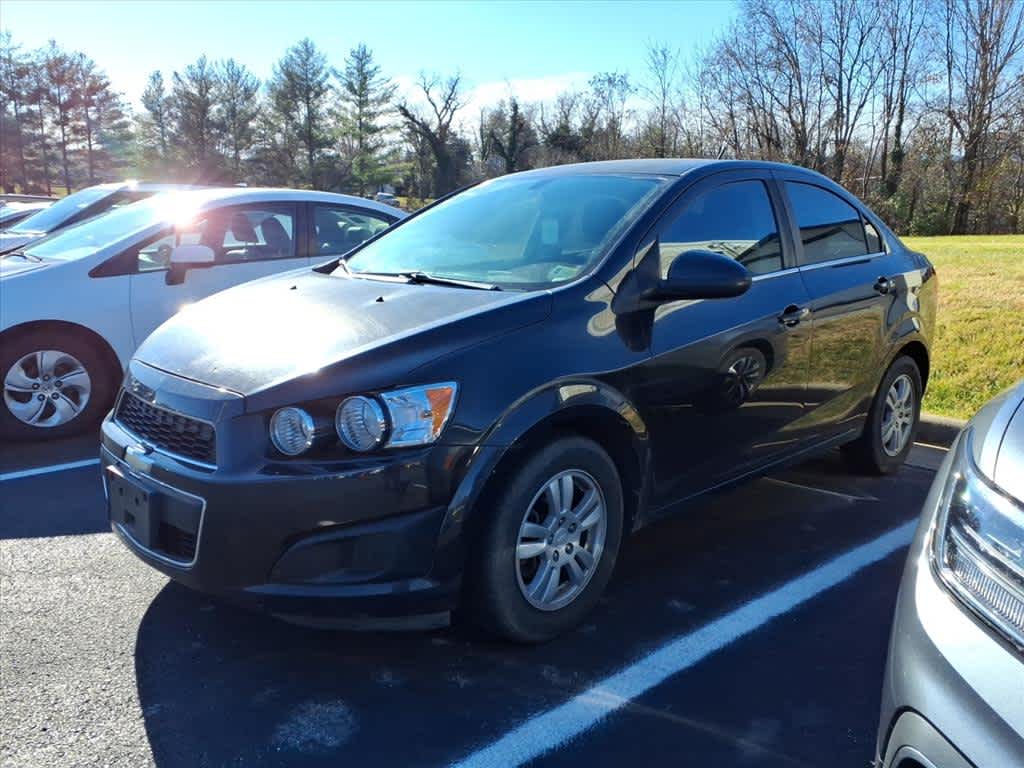 Thumbnail: 2014 Chevrolet Sonic - 3