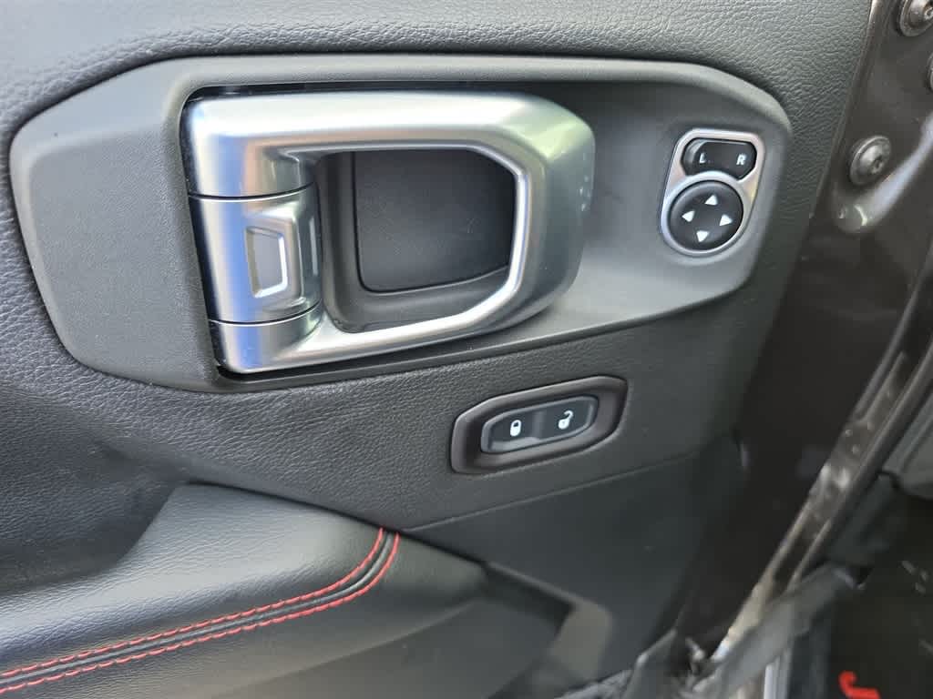 Thumbnail: 2020 Jeep Gladiator - 17