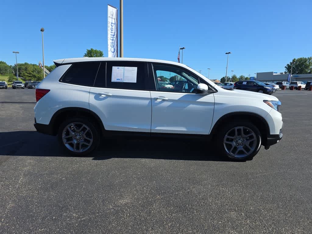 Thumbnail: 2023 Honda Passport - 2