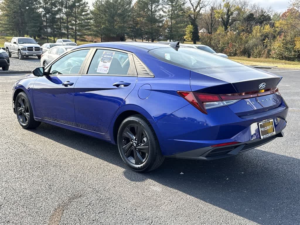 Thumbnail: 2023 Hyundai Elantra - 7