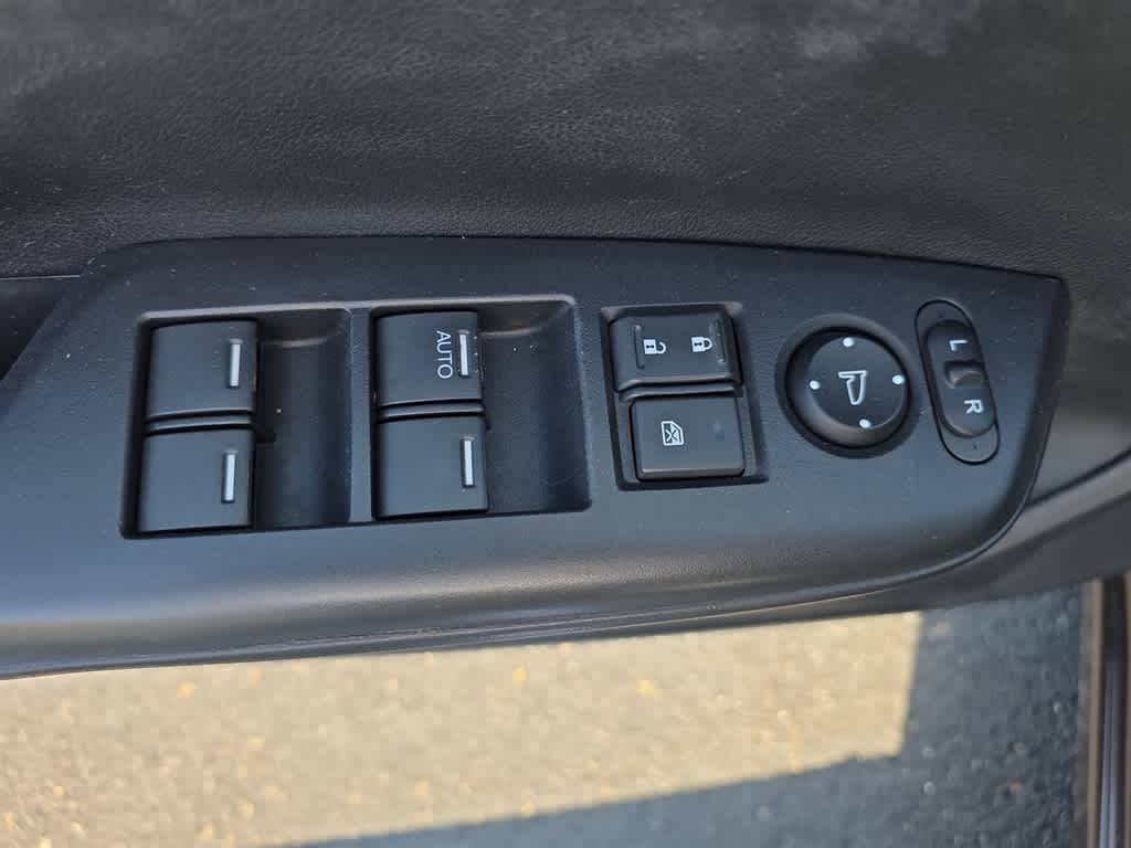 Thumbnail: 2013 Honda Civic - 17