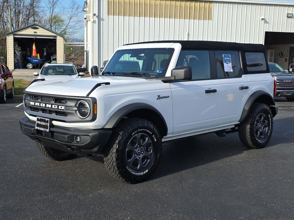 Thumbnail: 2023 Ford Bronco - 5