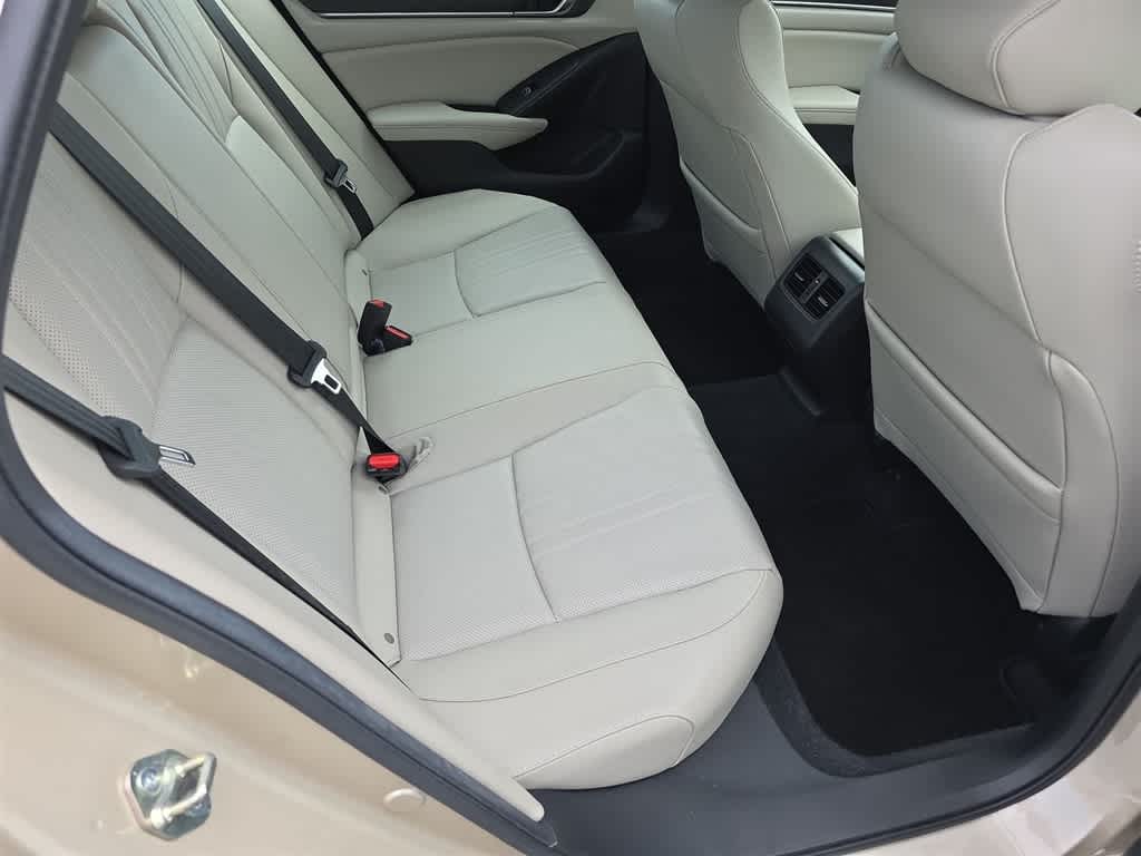 Thumbnail: 2019 Honda Accord - 19