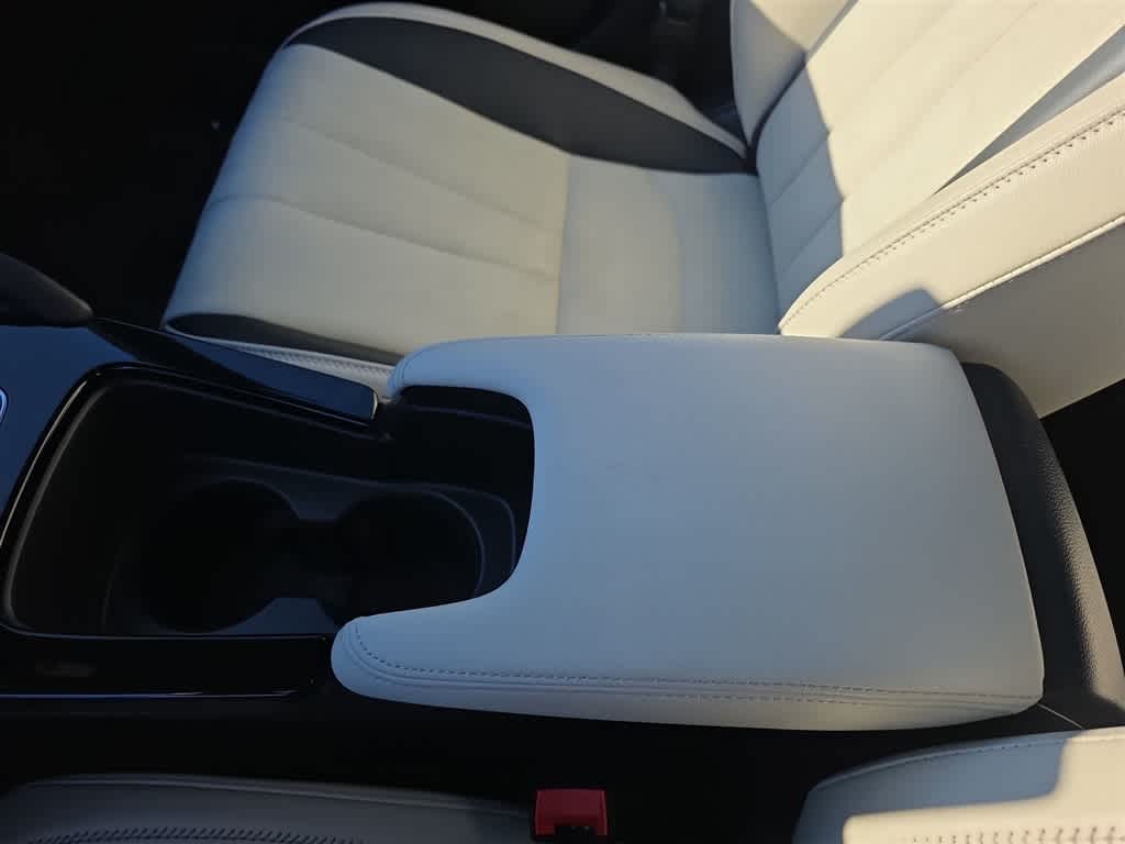 Thumbnail: 2025 Acura Integra - 26